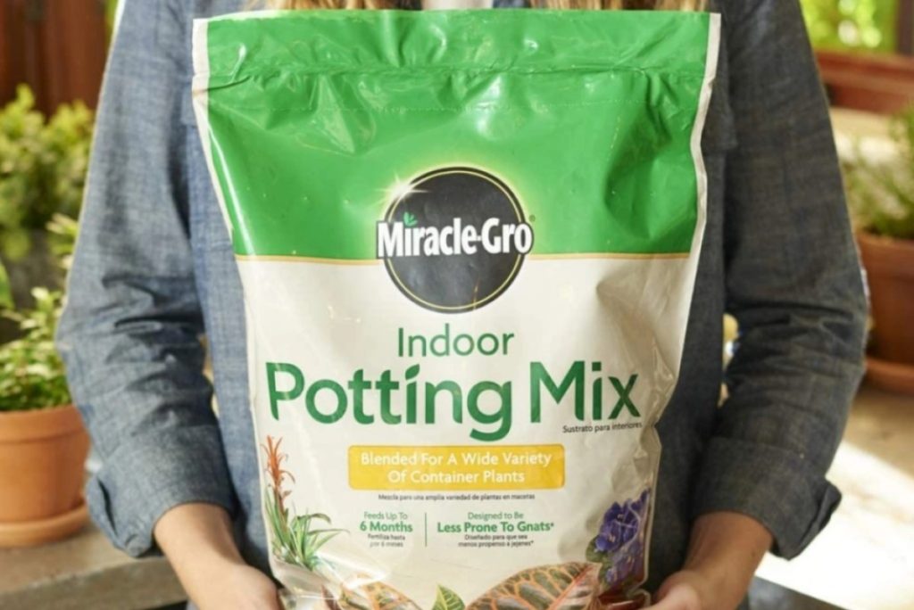 Miracle Gro Potting Mix